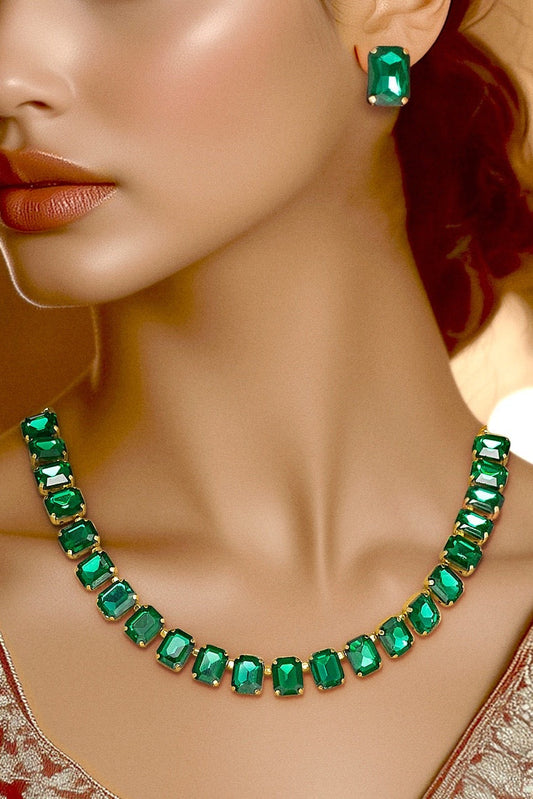 Green Emerald Jewellery Set with Earrings Necklace (Gold)