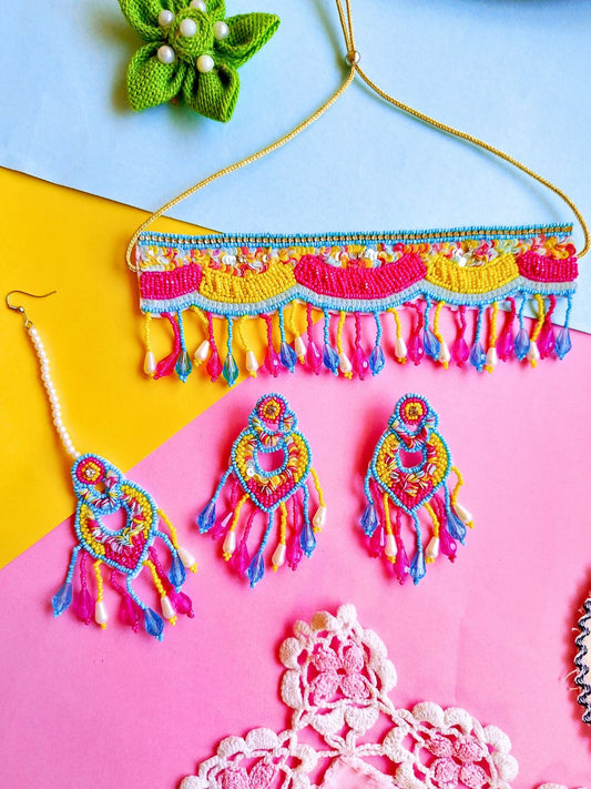 Femina Bridal Choker Maangtika Set (Pink and Yellow)