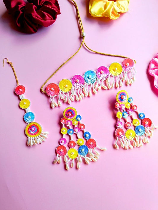 Sequina Maangtika Choker Set (Multicolor)