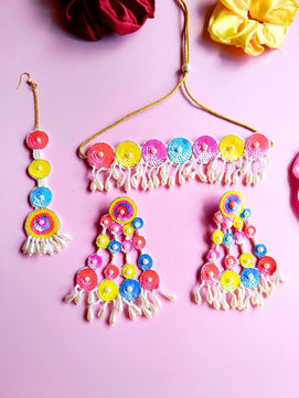 Sequina Maangtika Choker Set (Multicolor)