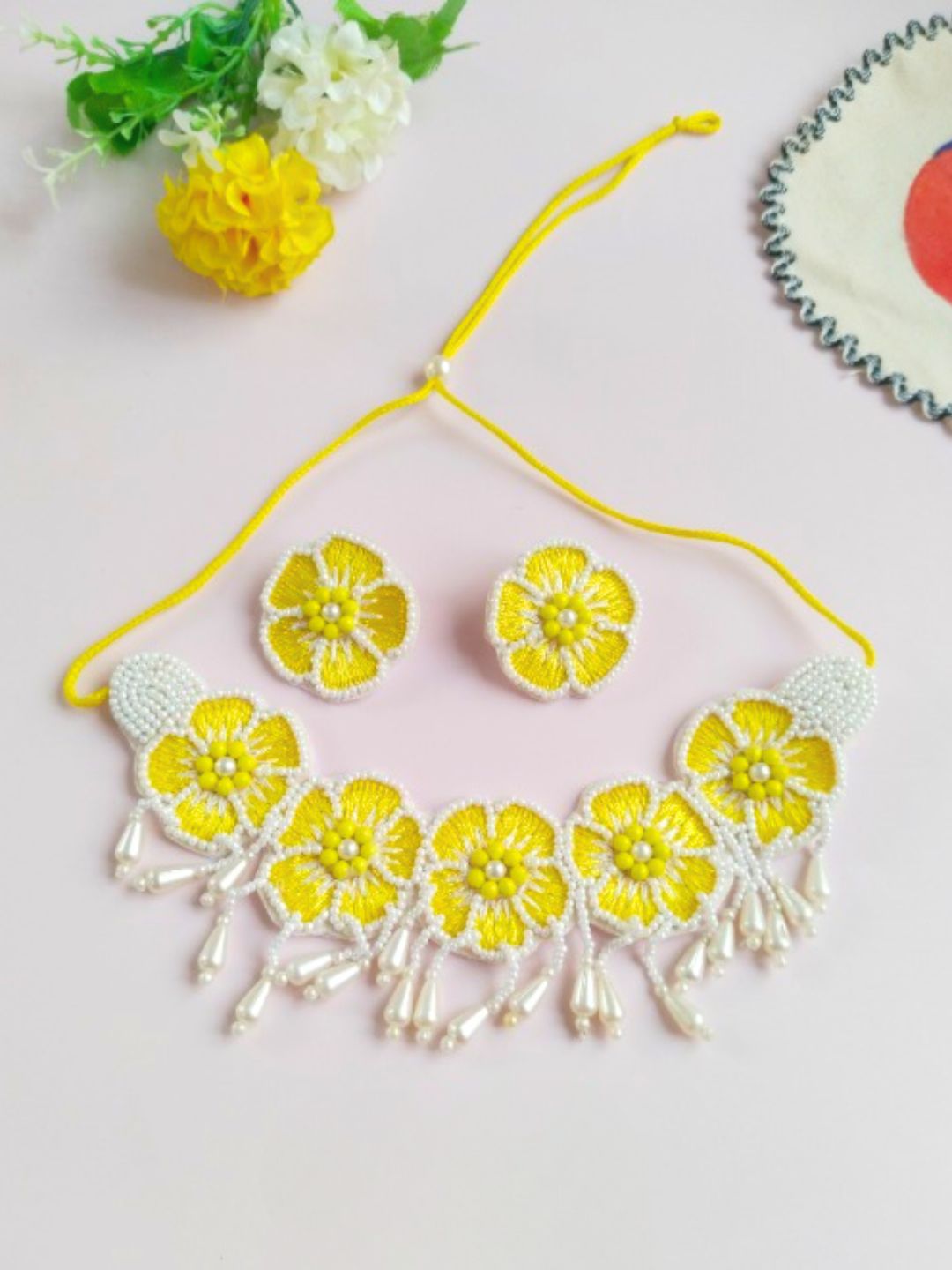 Flower Blossom Choker Set (Yellow)