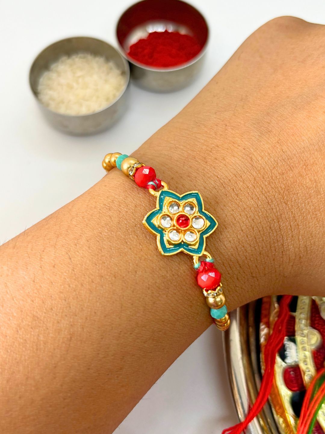 Traditional Kundan Rakhi with Roli Chawal for Brother - Flower Pattern (Pack of 1)