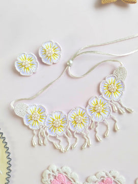 Flower Blossom Choker Set (White)