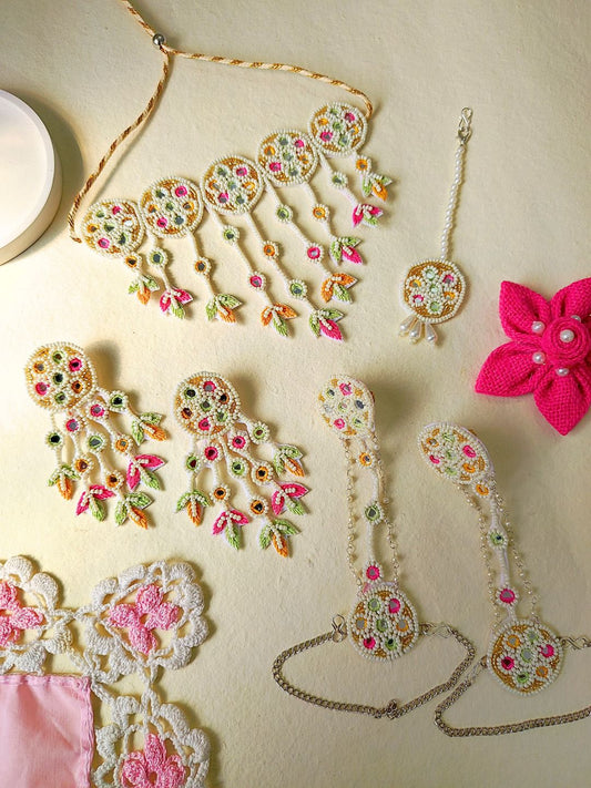 Sunehri Mirror Bridal Jewellery Set (White)