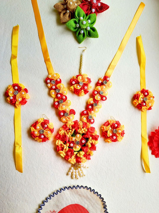 Haldi Mehendi Floral Jewelry: Set 4