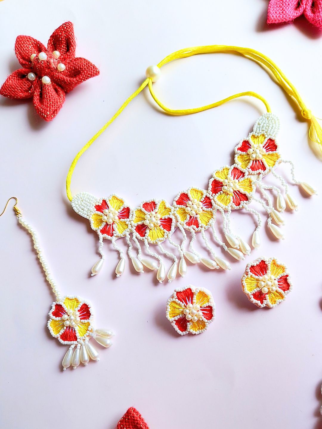 Flower Blossom Bridal Choker Maangtika Set (Red-Yellow)