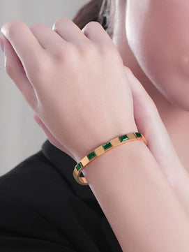 Viral Emerald Bracelet (Rose-Gold)