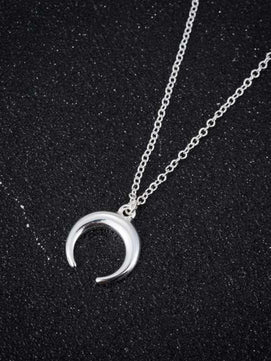 Selenophile Favourite Moon Pendant (Silver)