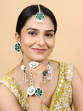 Flower Blossom Bridal Jewellery Set (Green and White)