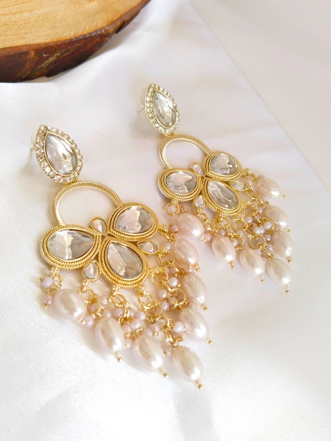 Kundan Minakari Earrings (White)