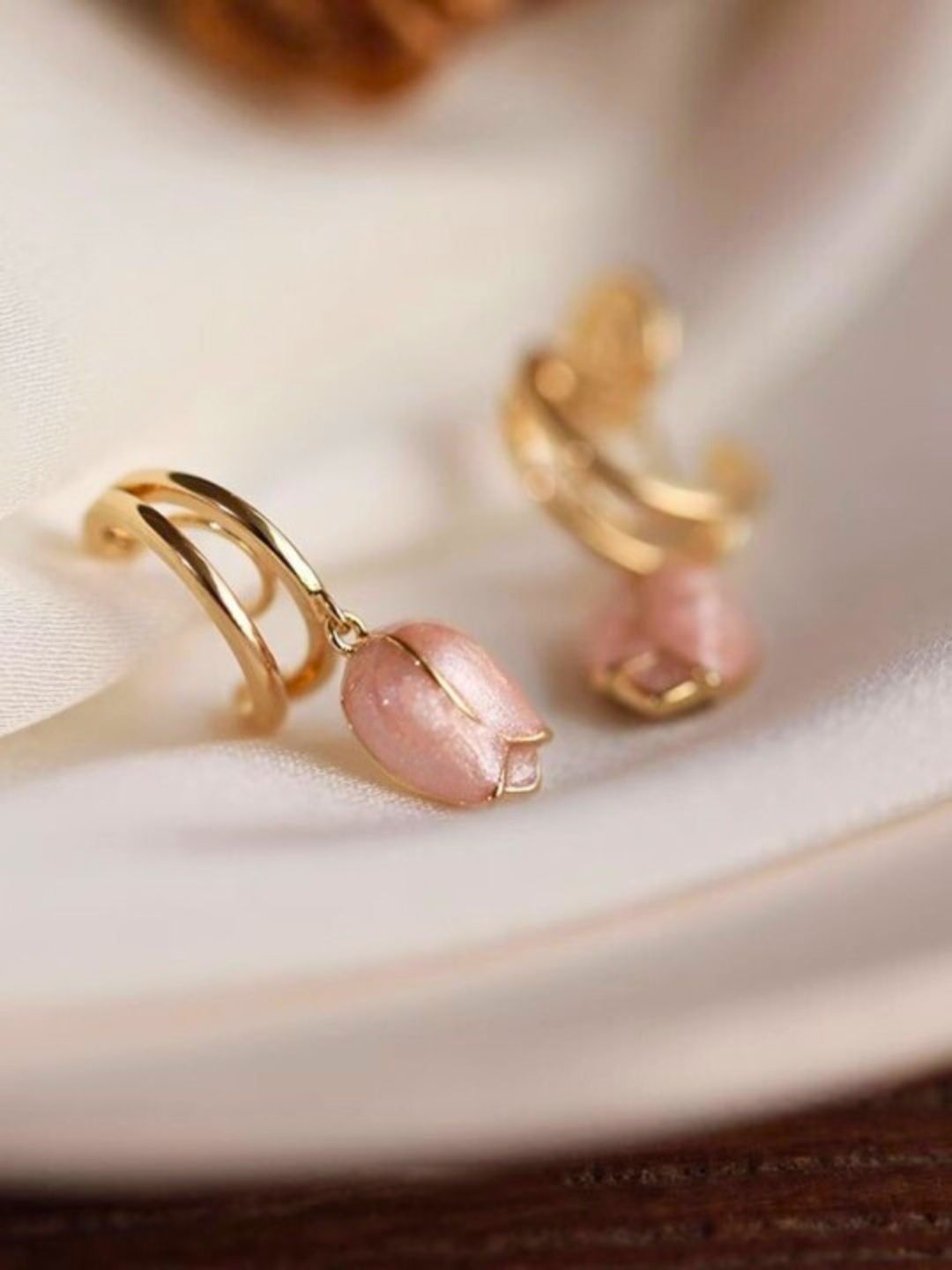 Pinterest Tulip Hoop Earrings