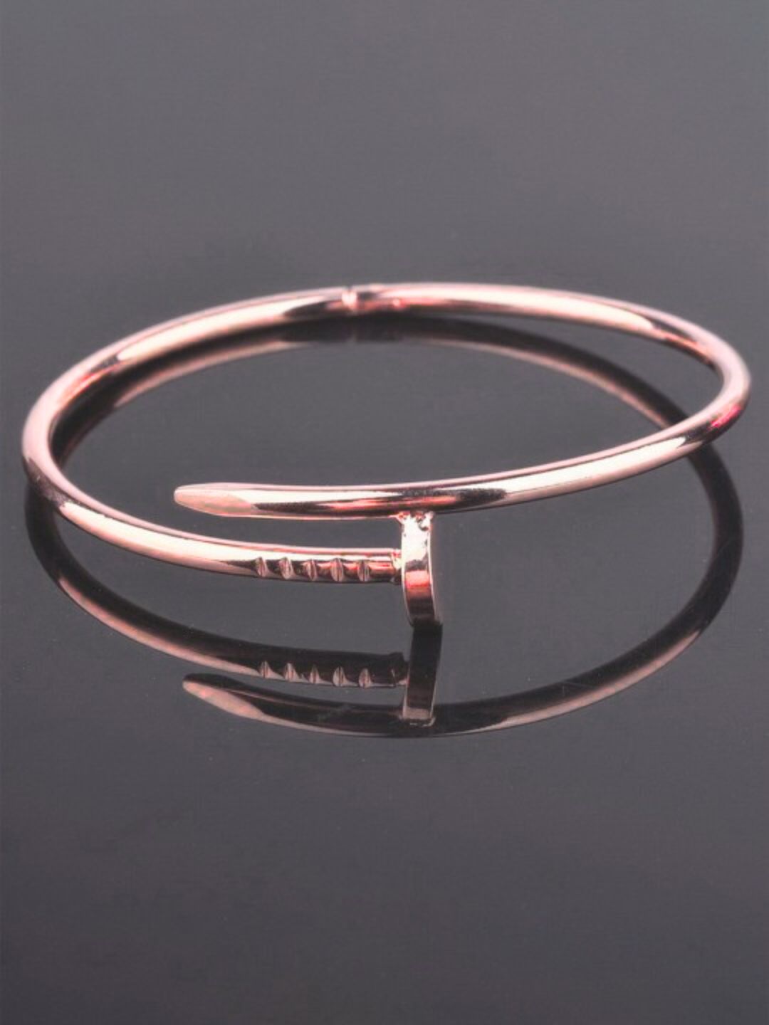 Viral Nail Cuff Bracelet (Rose-Gold)