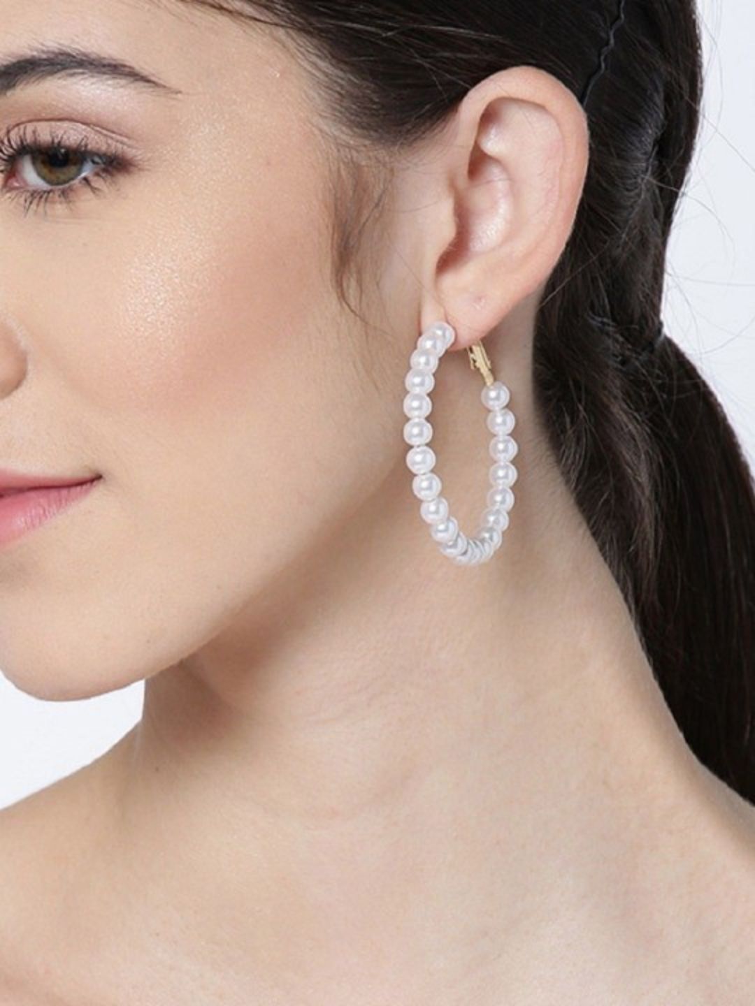 Be Basic Pearl Hoops