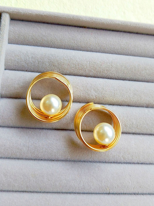 Pearl Studs