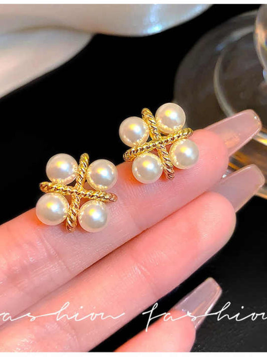 Cute Pearl Studs