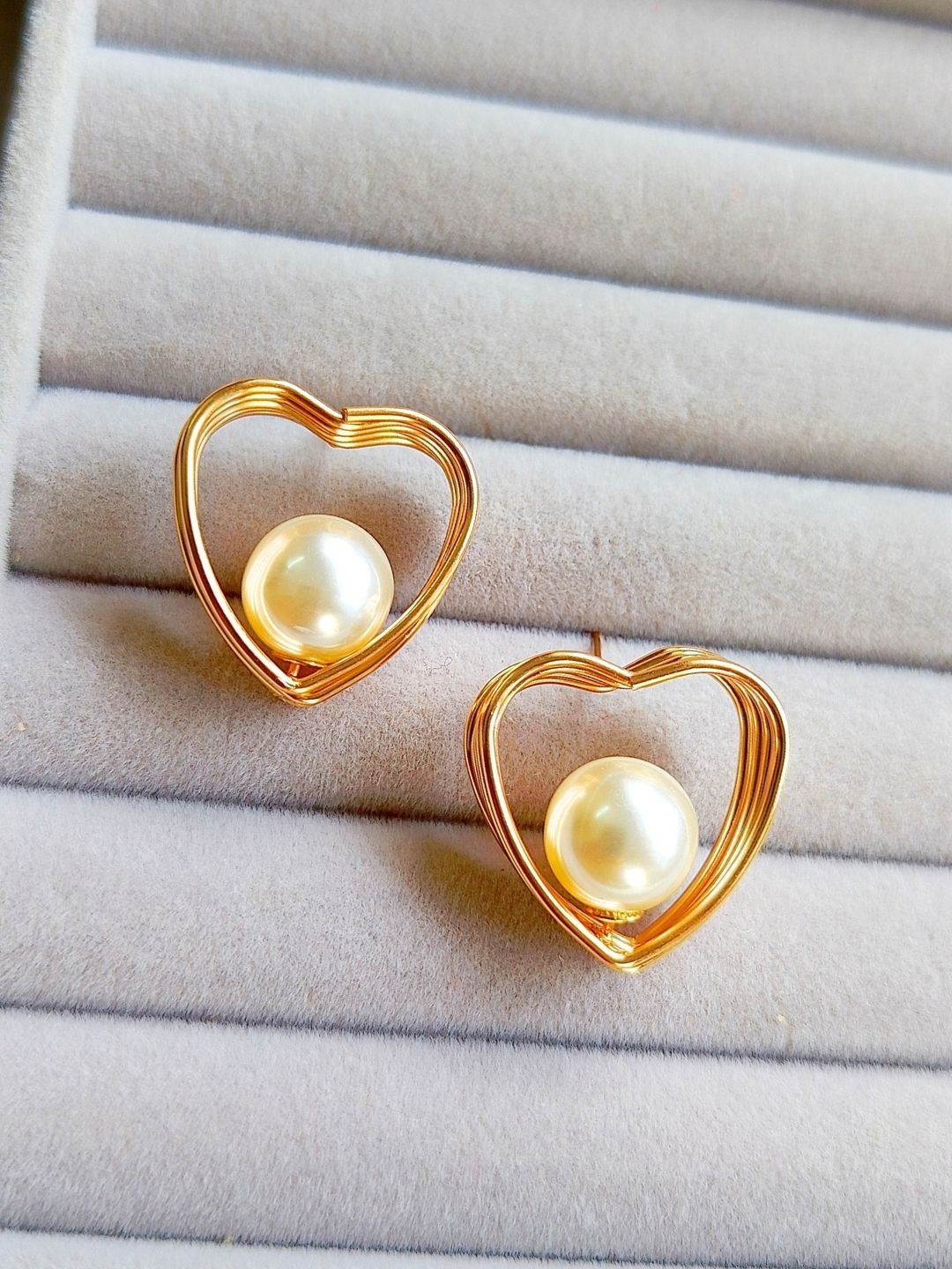 Heart Studs