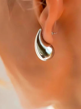 Classic Teardrop Earring (Silver)