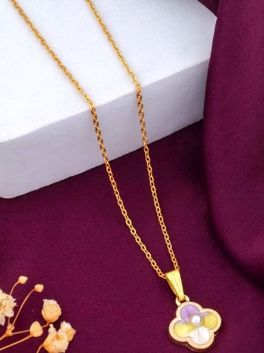 Cute Clover Necklace Pendant