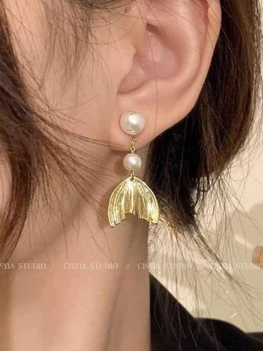 Fishtail Dangler Earrings
