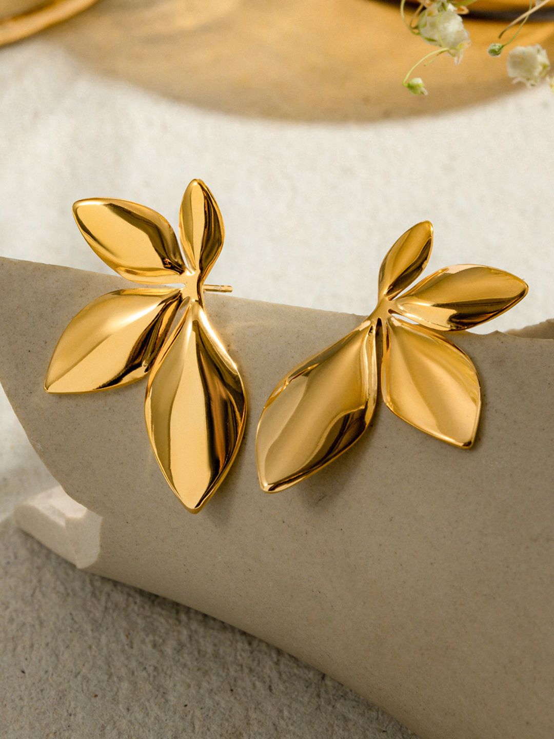 Floral Oversized Studs (Gold)