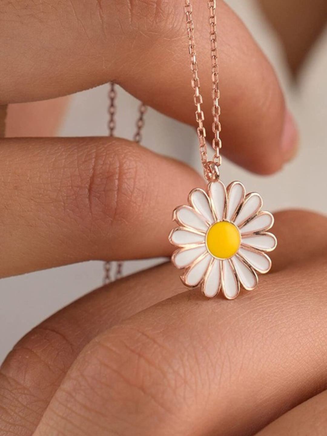 Daisy Necklace Chain (Gold)