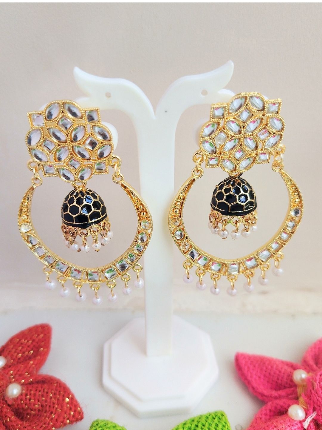 Floral Jhumki (Black)