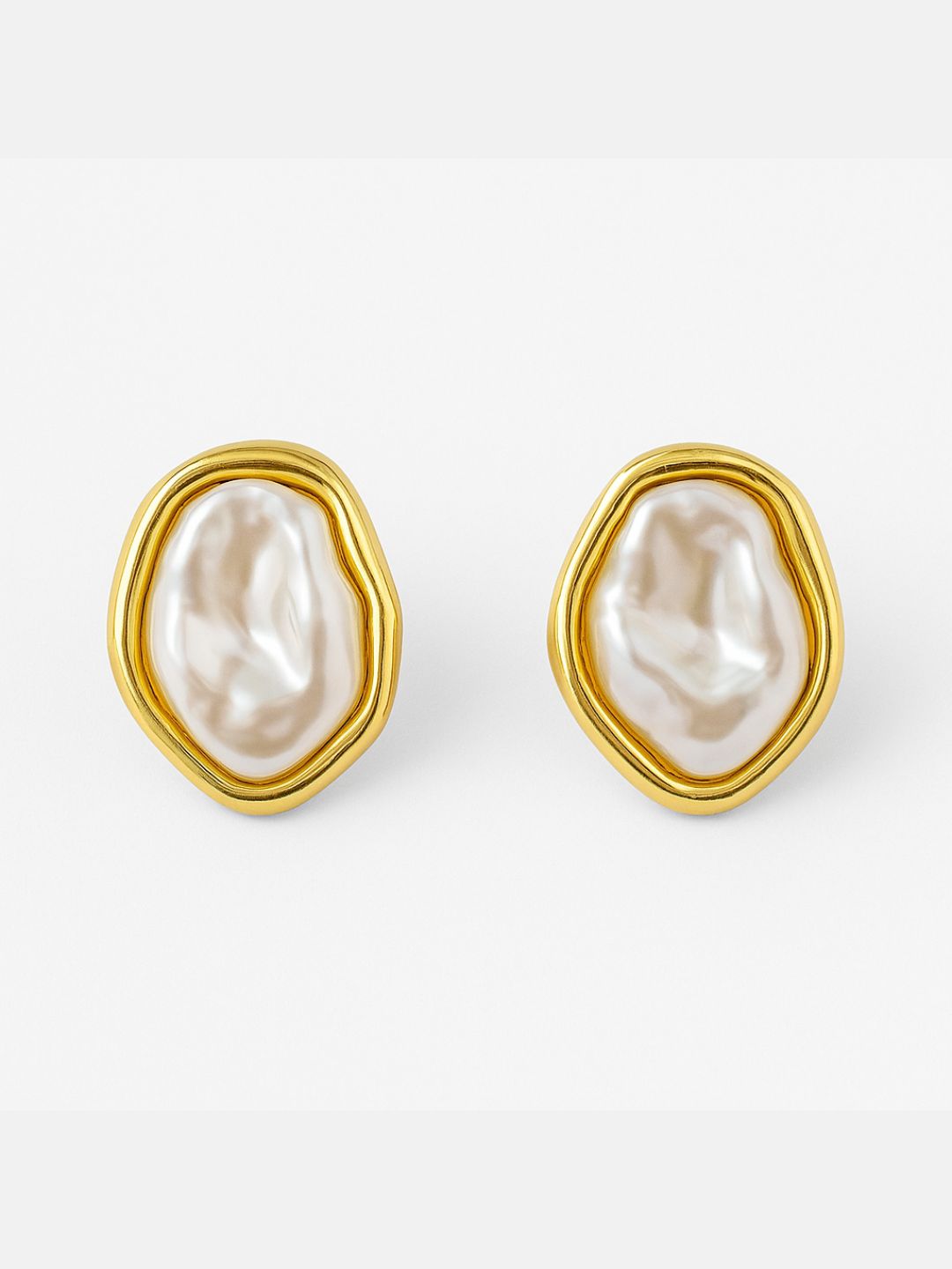 Mother of Pearl White Stud Earrings