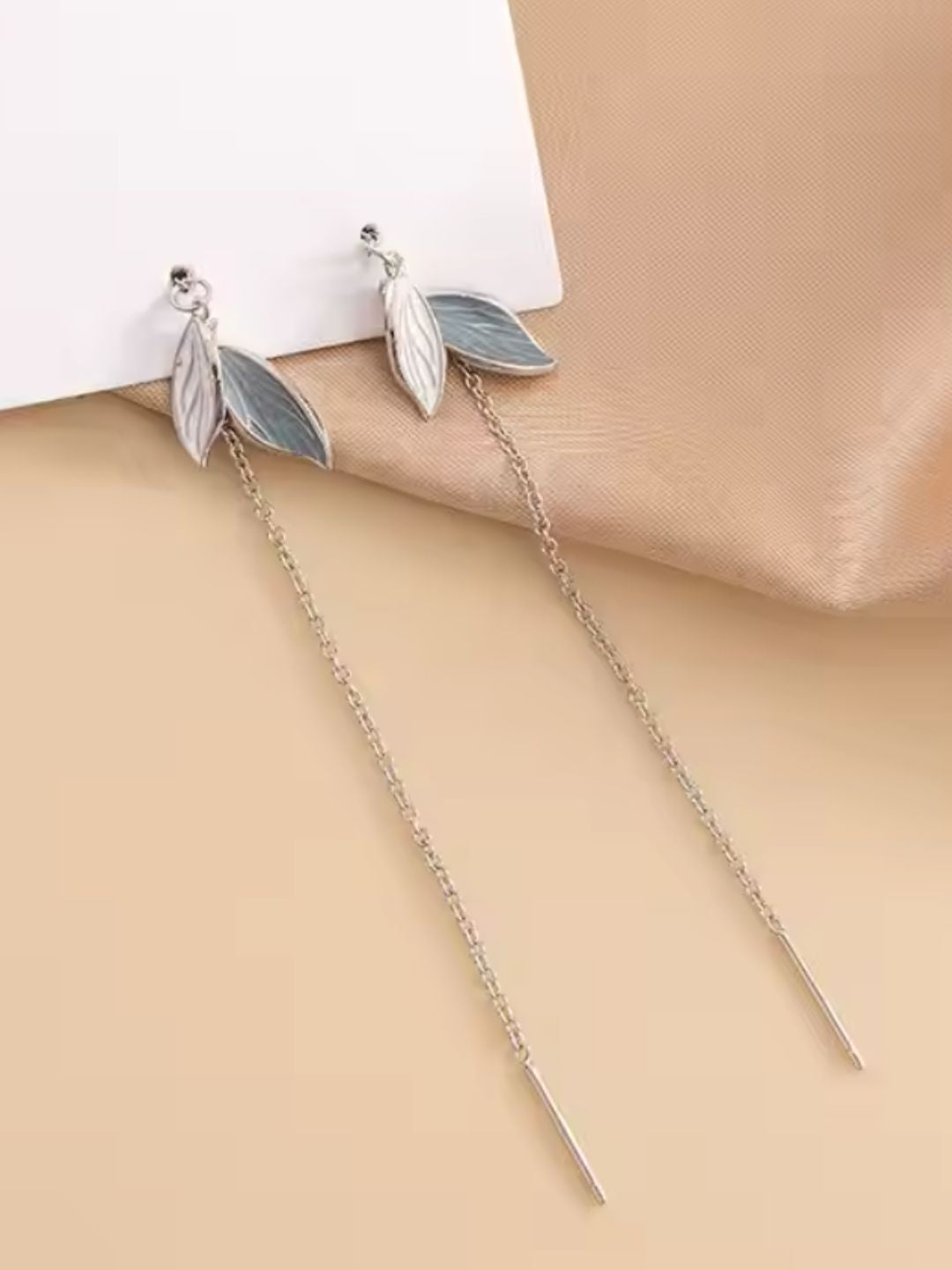 Black Gray Leafy Sui Dhaaga Threader Earrings