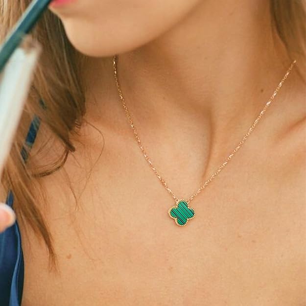 Viral Clover Necklace Pendant (Green)