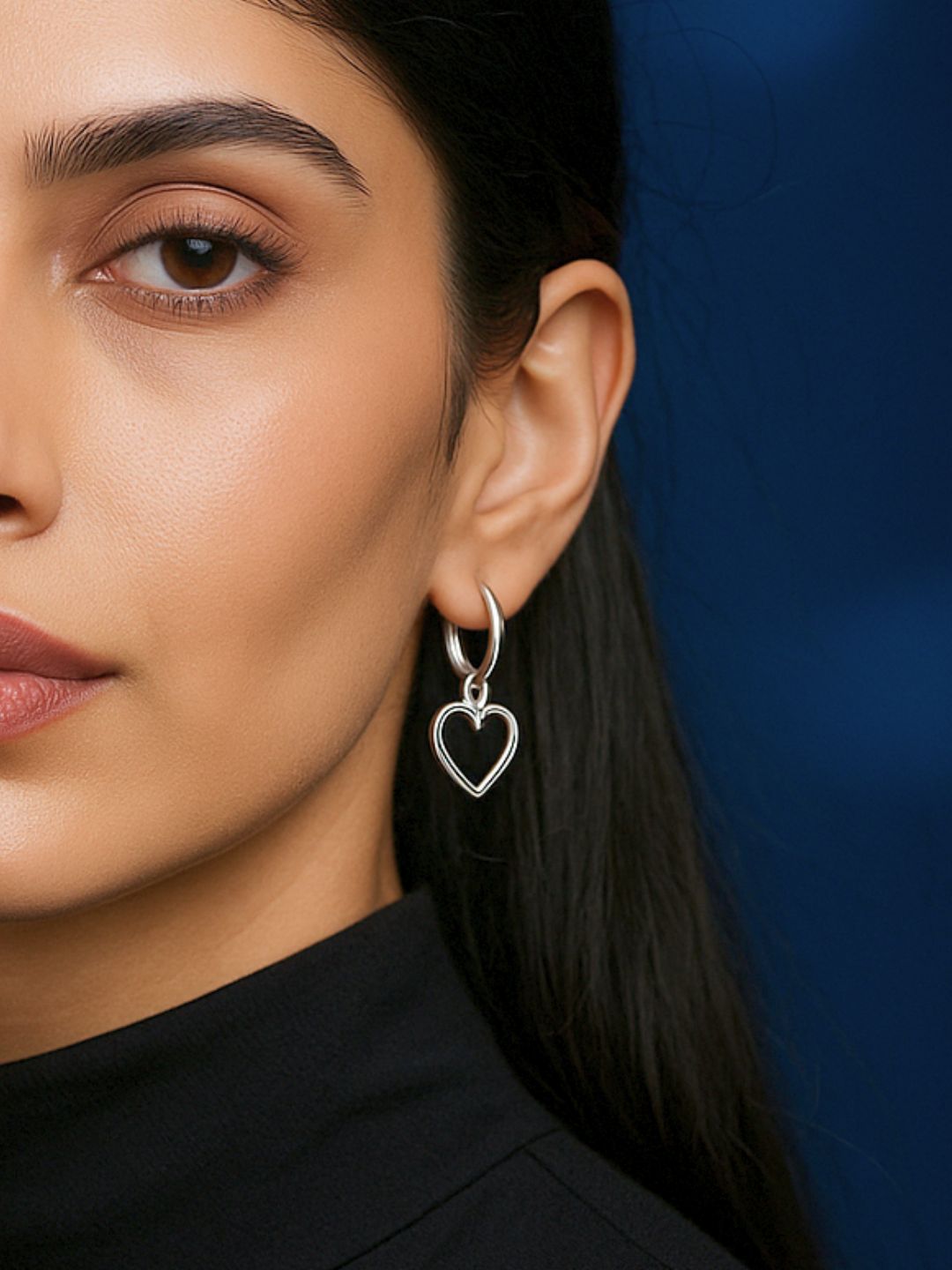 Silver-plated Heart-shaped Minimalistic Hoop Earrings for Women