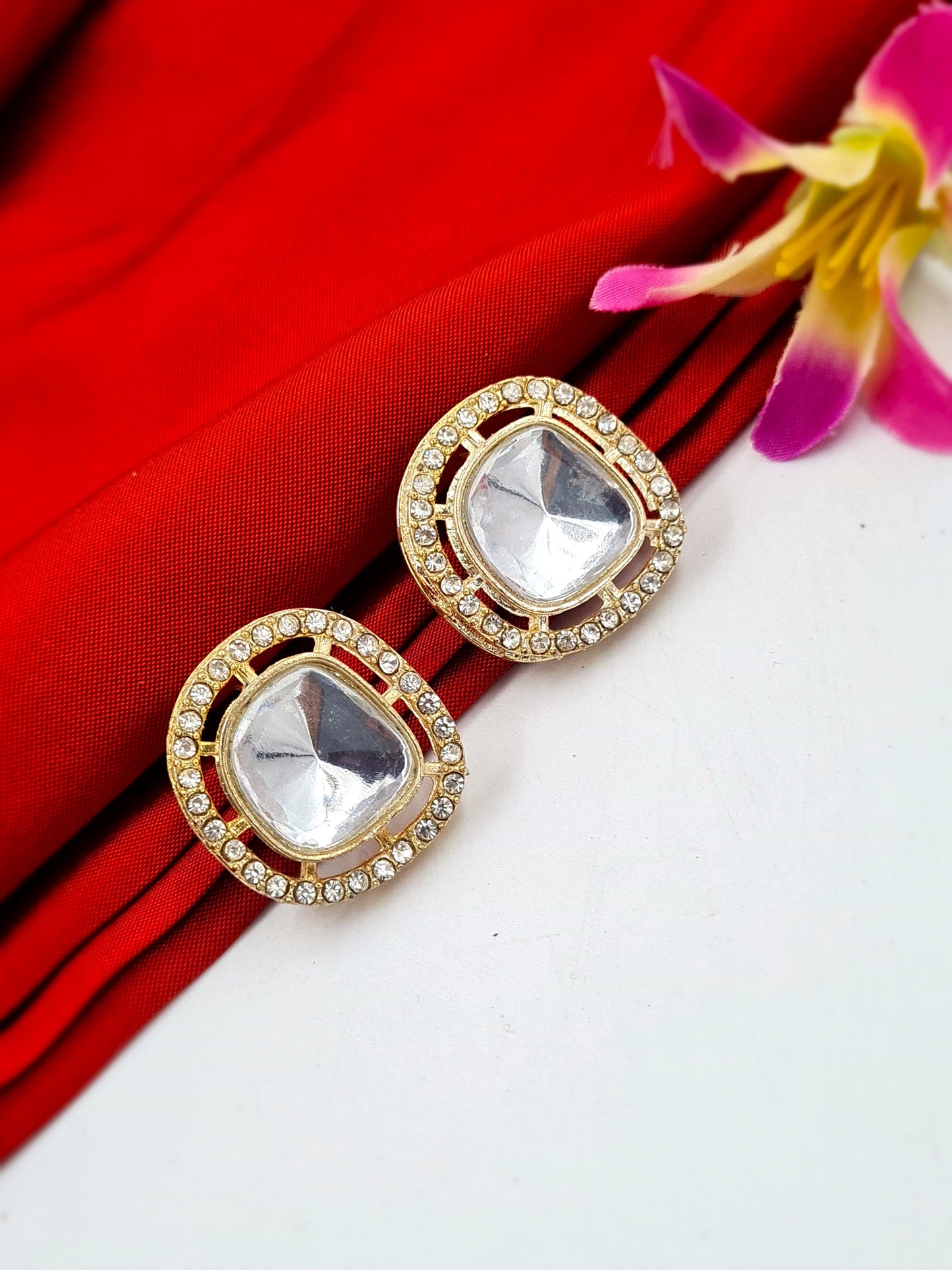 Kundan AD Studs (White)