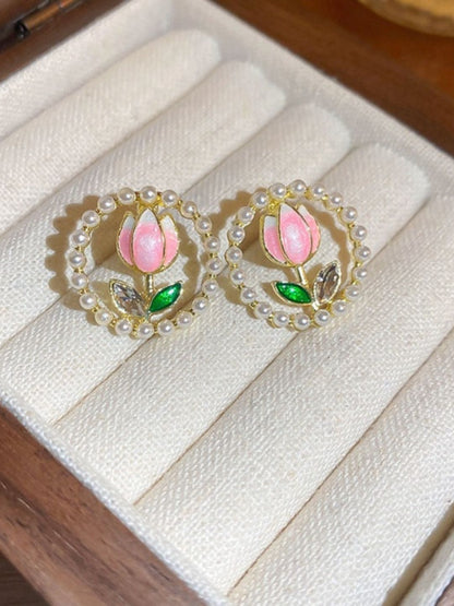 Vintage Rose Pearl Earrings