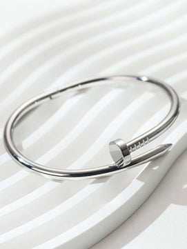 Viral Nail Cuff Bracelet (Silver)