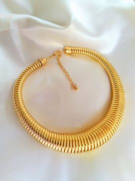 Viral Spiral Chunky Necklace (Gold)