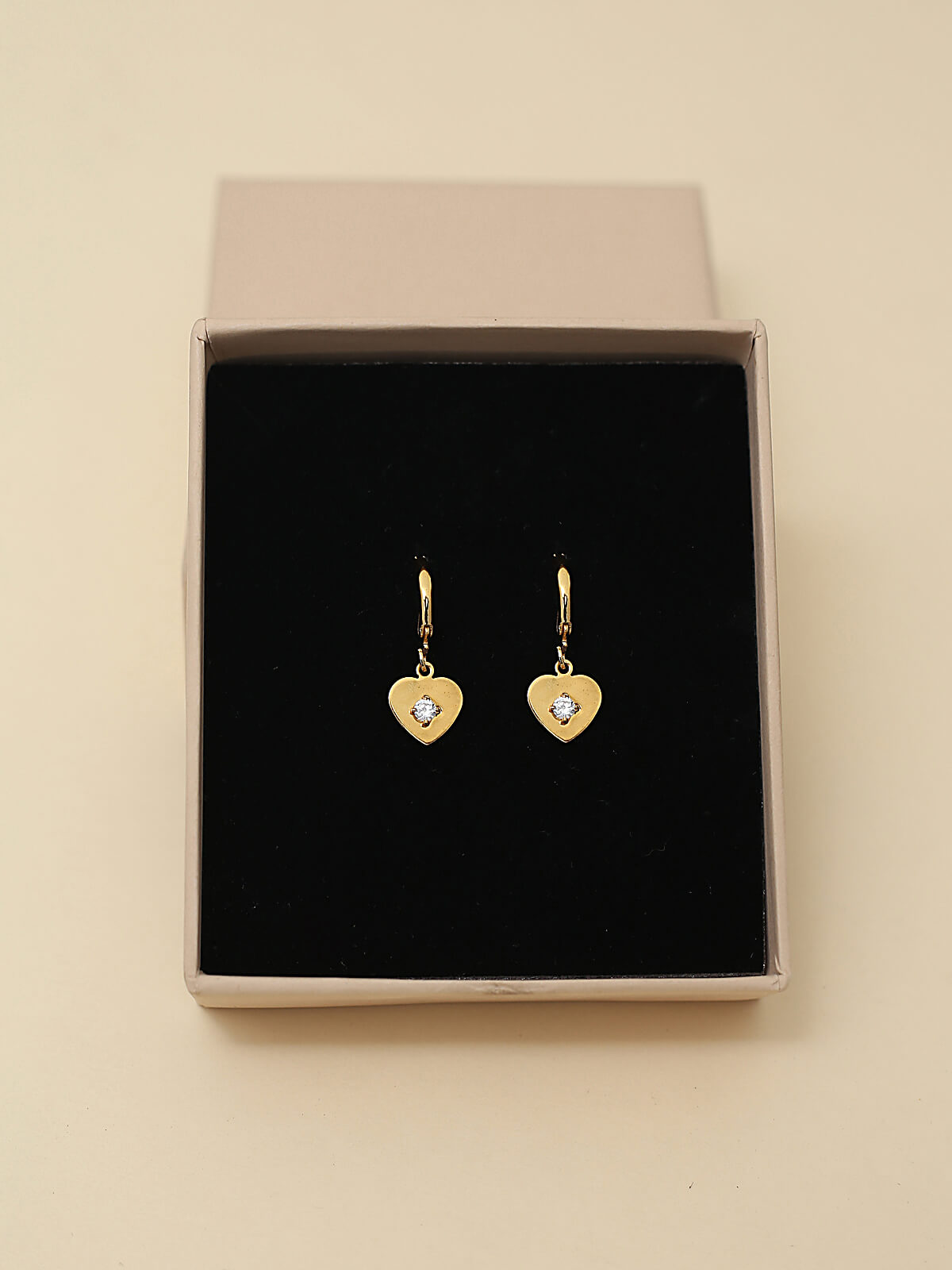 Heart-shaped AD Drop Earrings (Gold)