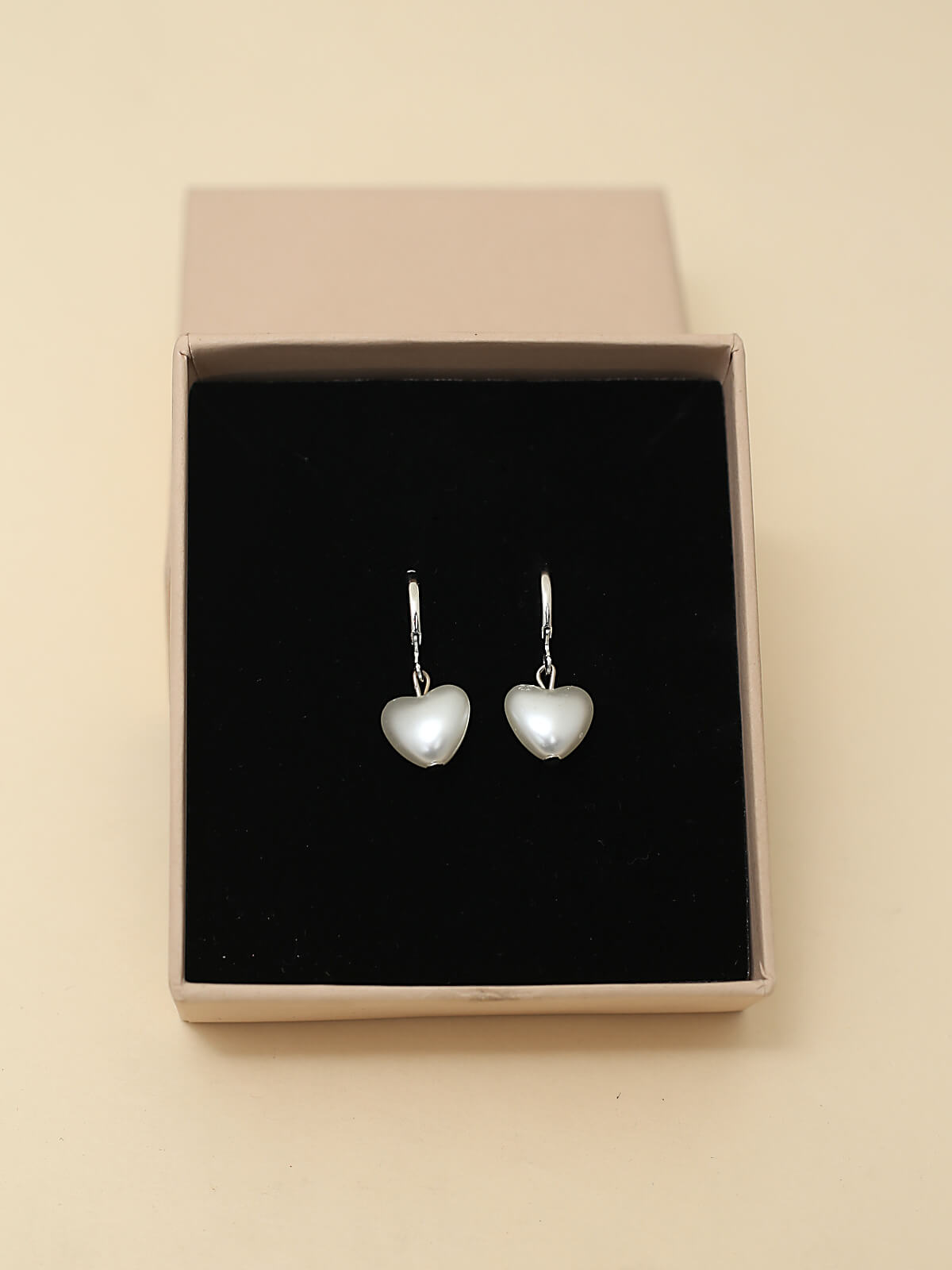Heart-shaped Mother of Pearl Drop Earrings